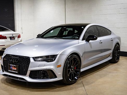 Used 2017 Audi RS 7 Prestige w/ Carbon-Optic Package image 5