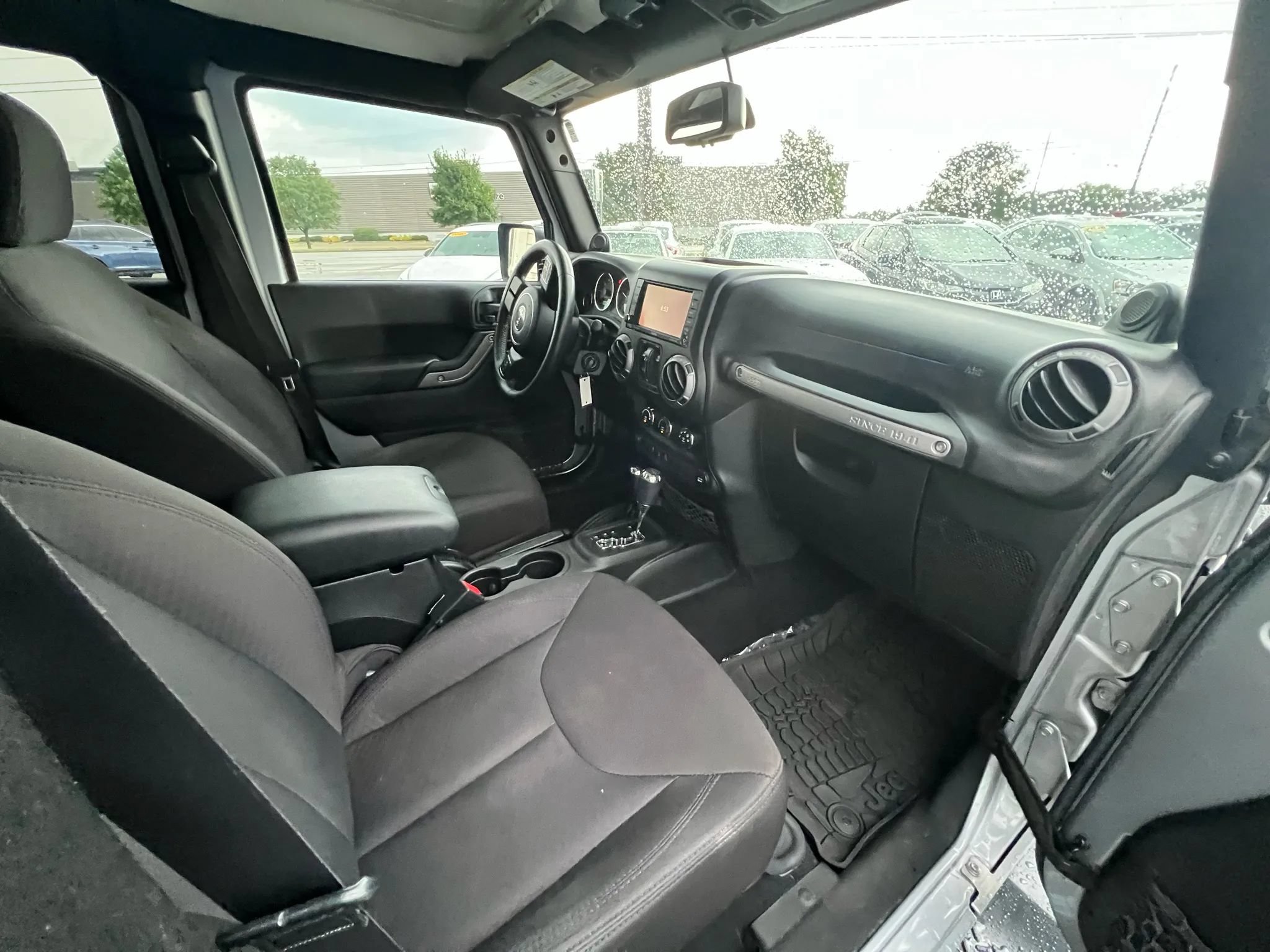 Used 2014 Jeep Wrangler Unlimited Sport w/ Quick Order Package 24S AWD/4WD image 28