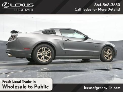 Used 2014 Ford Mustang Coupe RWD image 12