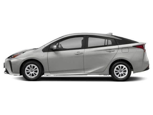 Used 2022 Toyota Prius LE FWD image 3