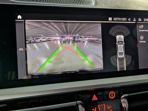 Used 2020 BMW 330i Sedan w/ Driving Assistance Package image 14