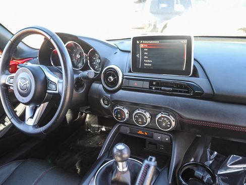 Used 2017 MAZDA MX-5 Miata Grand Touring RWD image 13