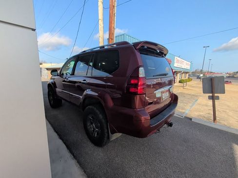 Used 2009 Lexus GX 470 image 3