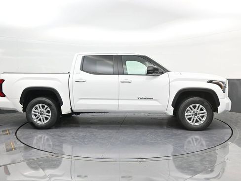 Used 2024 Toyota Tundra SR5 w/ SR5 Premium Package AWD/4WD image 9