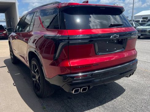 Used 2024 Chevrolet Traverse RS AWD/4WD image 5