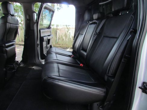 Used 2018 Ford F150 Lariat RWD image 24