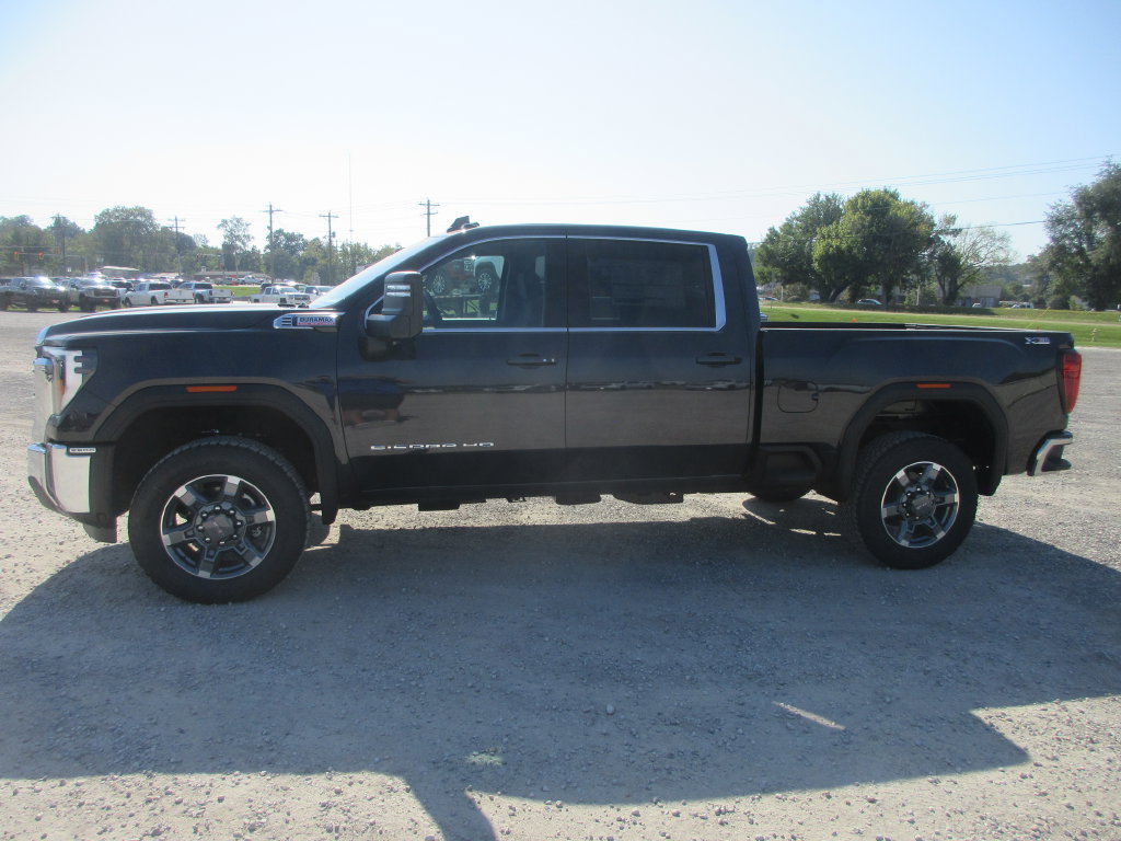 New 2026 GMC Sierra 2500 SLE w/ SLE Value Package; AWD/4WD image 9