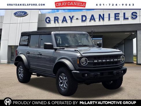 Certified 2022 Ford Bronco Black Diamond w/ Sasquatch Package AWD/4WD image 1