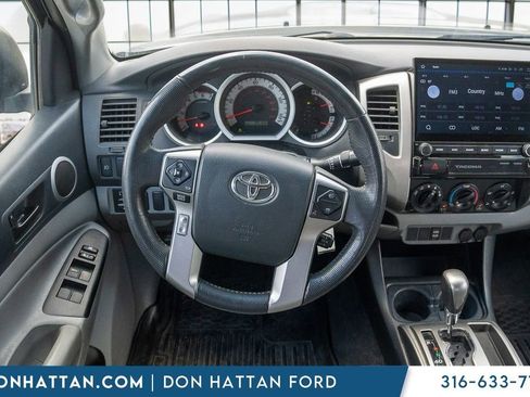 Used 2015 Toyota Tacoma PreRunner w/ TRD Sport Package RWD image 7
