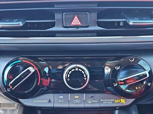 Used 2022 Hyundai Kona SEL w/ Cargo Package image 21