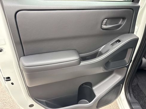 New 2026 Nissan Frontier S AWD/4WD image 18