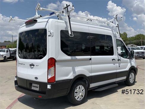 Used 2019 Ford Transit 150 XLT image 8