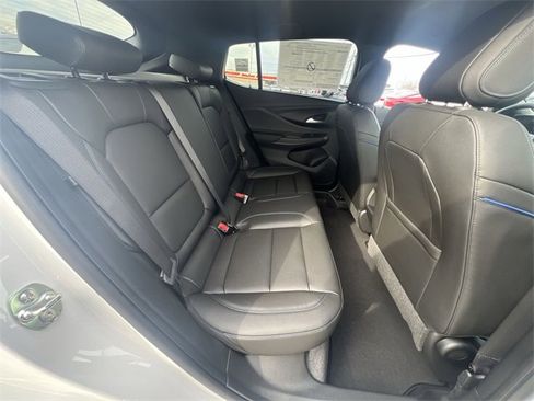 New 2026 Buick Envista Sport Touring image 12