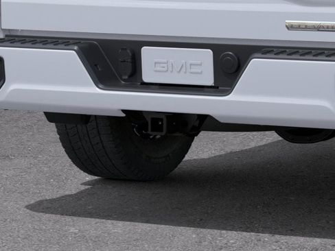 New 2026 GMC Sierra 1500 Elevation image 17