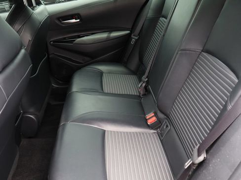Used 2020 Toyota Corolla XSE FWD image 24