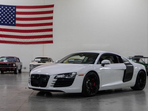 Used 2009 Audi R8 V8 image 3