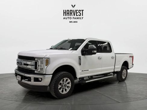 Used 2019 Ford F250 XLT w/ XLT Premium Package image 1