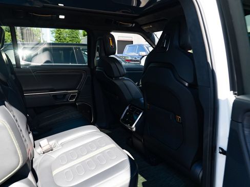Used 2024 Rivian R1S Adventure AWD/4WD image 23