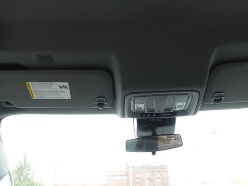 Used 2024 Chevrolet Silverado 1500 LT image 41