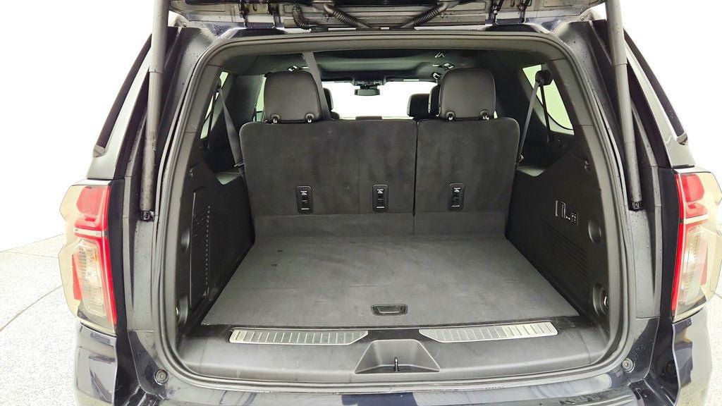 Used 2023 Chevrolet Suburban RST w/ Luxury Package AWD/4WD image 23