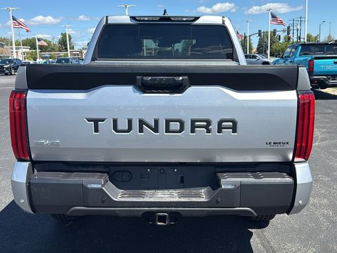Used 2023 Toyota Tundra SR5 w/ SR5 Convenience Package AWD/4WD image 6
