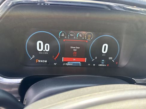 Used 2023 Ford F150 Lariat w/ Equipment Group 502A High AWD/4WD image 25