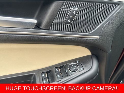 Certified 2024 Ford Edge SEL w/ Convenience Package image 15