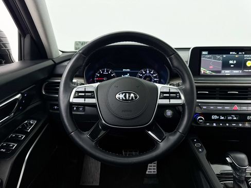 Used 2020 Kia Telluride SX w/ SX Prestige Package AWD/4WD image 4