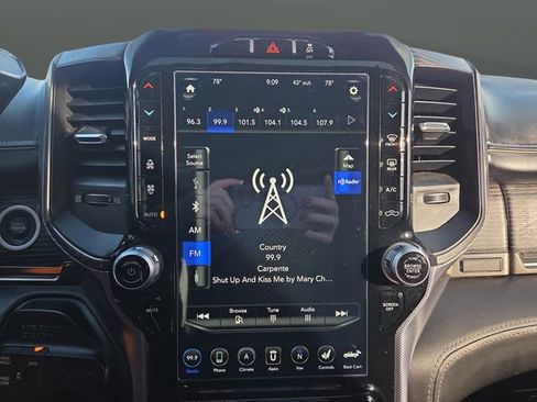 Used 2019 RAM 3500 Limited image 9