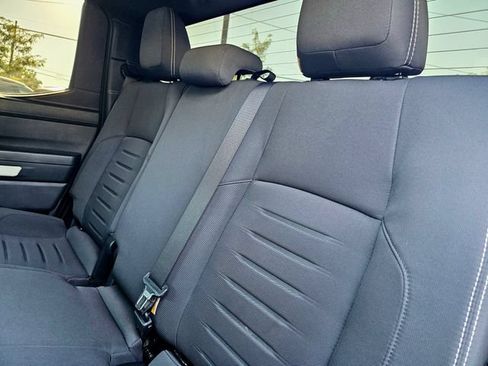 Used 2024 Toyota Tacoma TRD Sport AWD/4WD image 23
