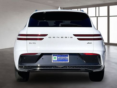 New 2026 Genesis GV70 2.5T Select AWD/4WD image 4