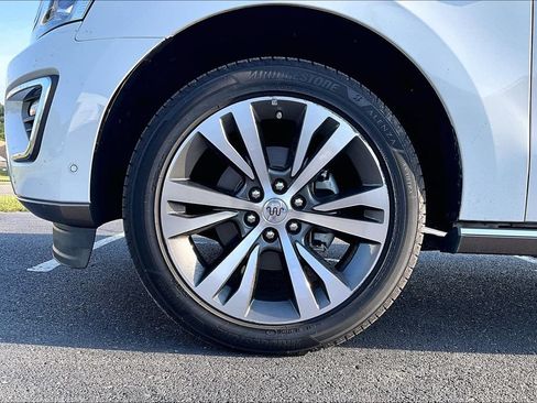 Used 2021 Ford Expedition King Ranch AWD/4WD image 2