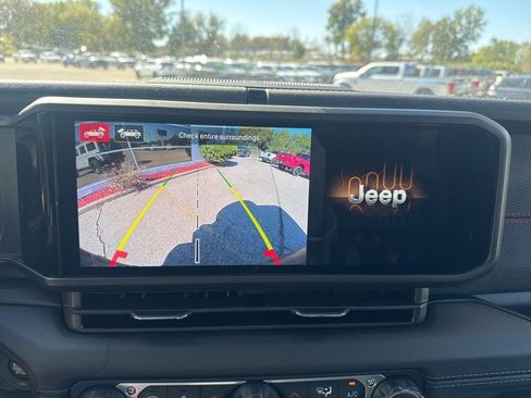 New 2026 Jeep Wrangler Unlimited Rubicon image 15