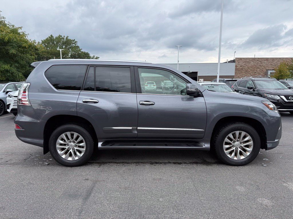 Used 2018 Lexus GX 460 Premium AWD/4WD image 23
