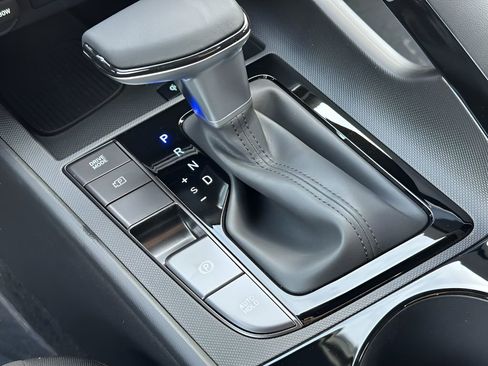 New 2025 Hyundai Elantra SEL image 14