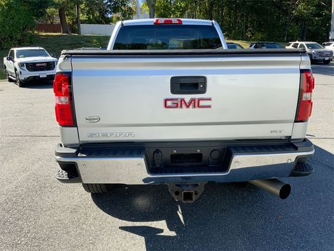 Certified 2019 GMC Sierra 2500 SLT w/ Duramax Plus Package image 35