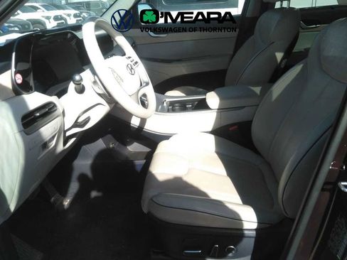 Used 2024 Hyundai Palisade Limited image 4