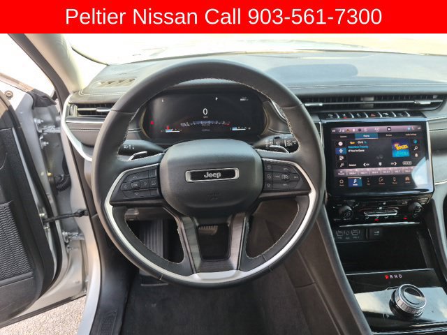 Used 2023 Jeep Grand Cherokee Limited RWD image 10