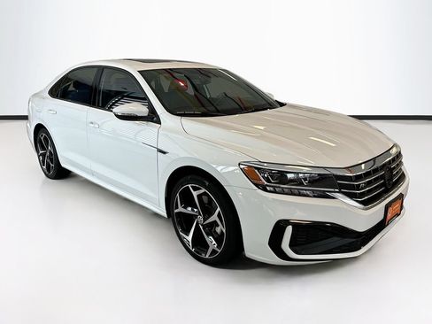 Used 2021 Volkswagen Passat 2.0T R-Line FWD image 3