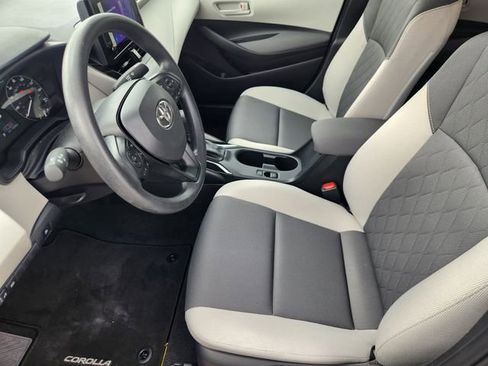 Certified 2025 Toyota Corolla LE image 13