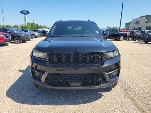 New 2025 Jeep Grand Cherokee Laredo image 20