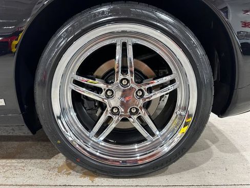 Used 2007 Chevrolet Corvette Coupe RWD image 28