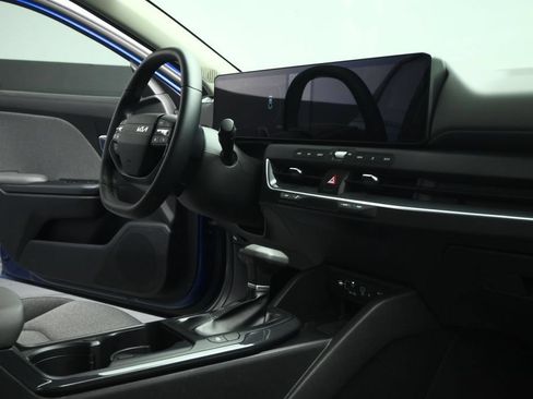 Certified 2025 Kia K4 EX FWD image 55