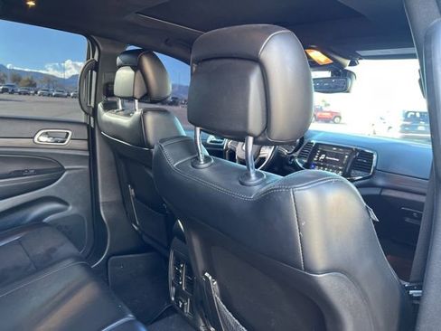 Used 2022 Jeep Grand Cherokee Laredo X image 23