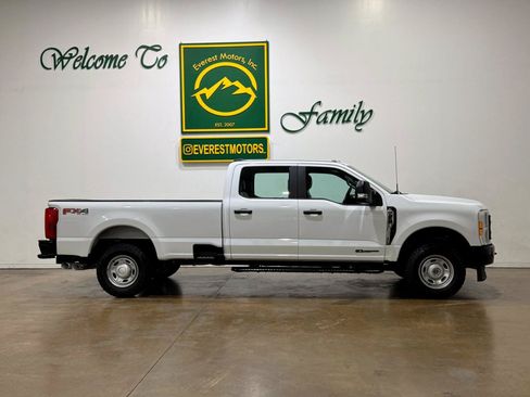 Used 2023 Ford F250 XL w/ XL Driver Assist Package AWD/4WD image 9