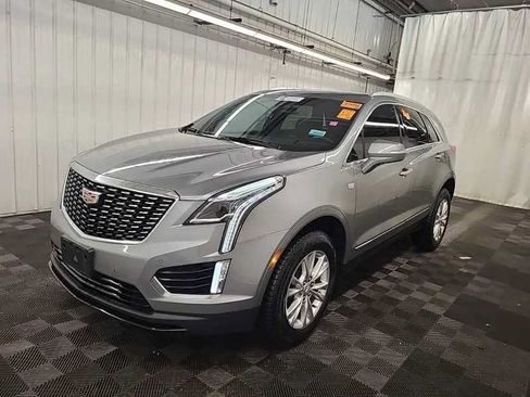 Used 2024 Cadillac XT5 Luxury FWD image 3