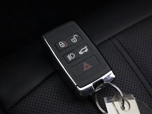 Used 2026 Land Rover Range Rover Evoque Dynamic SE image 28