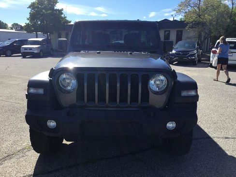 Used 2021 Jeep Wrangler Sport AWD/4WD image 3