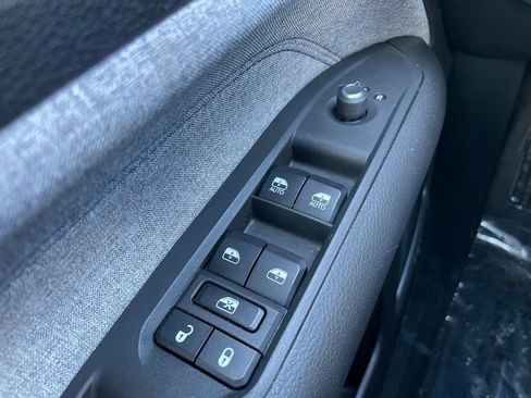 Used 2024 Jeep Compass Latitude AWD/4WD image 22