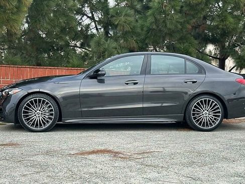 Used 2023 Mercedes-Benz C 300 Sedan image 7